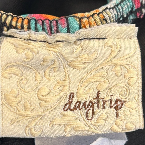 DAYTRIP MULTICOLOR GEOMETRIC WESTERN BOHO DRESS - Picture 4 of 4